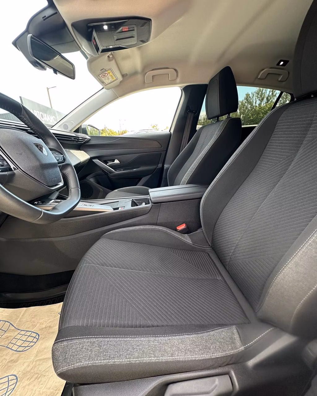 Peugeot 308 фото 7