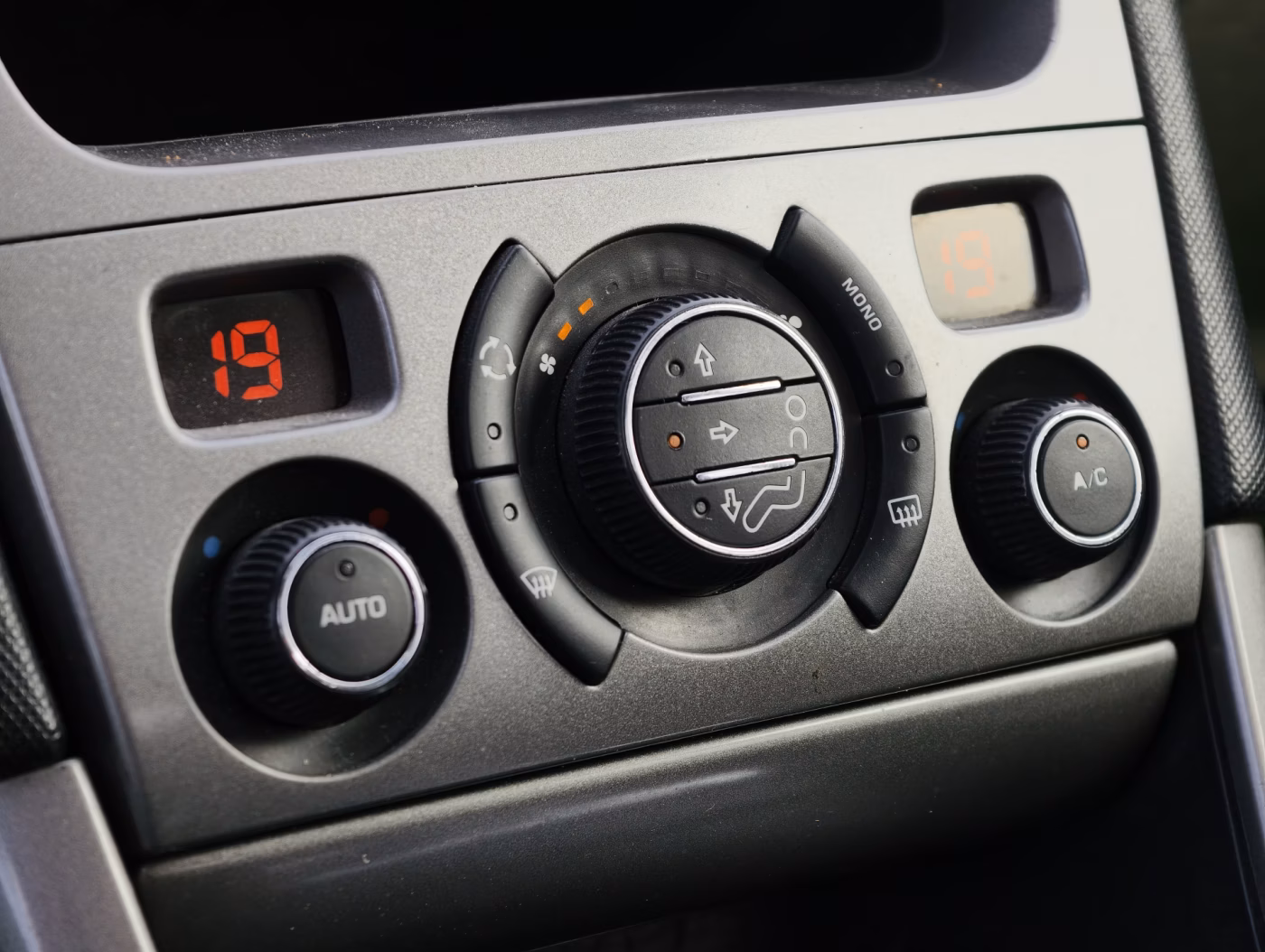 Peugeot 308 фото 21