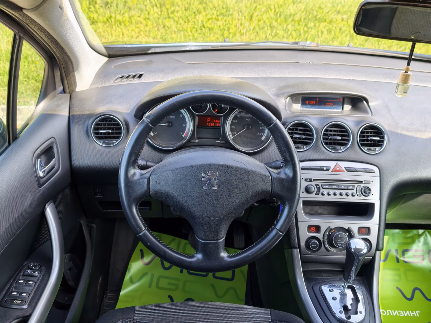 Peugeot 308 фото 15