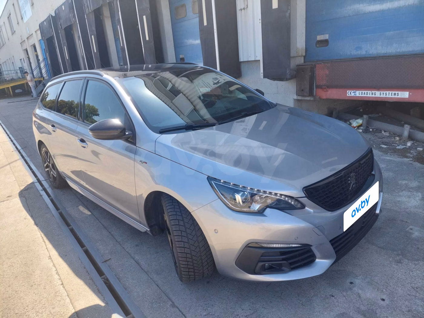 Peugeot 308 фото 3