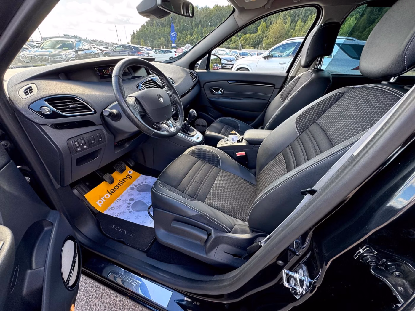 Renault Grand Scenic фото 13
