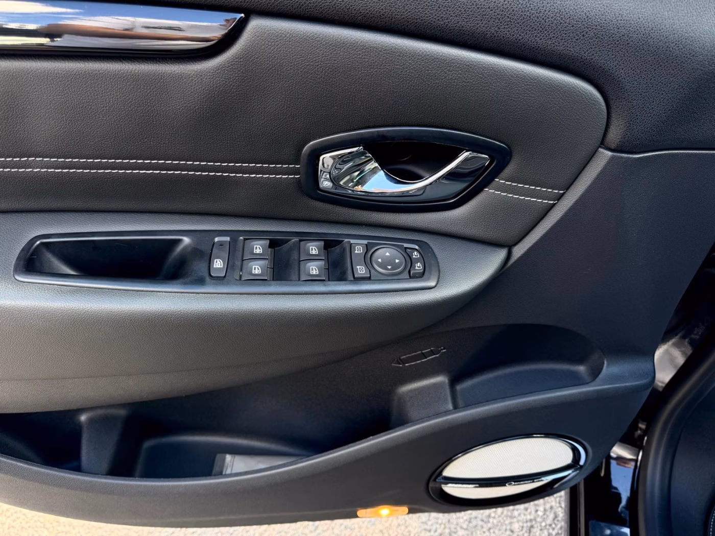 Renault Grand Scenic фото 17