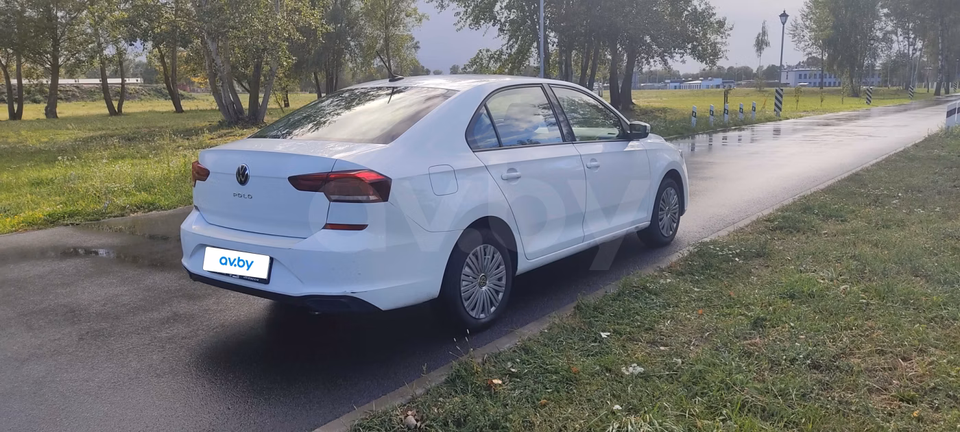 Volkswagen Polo Sedan фото 6