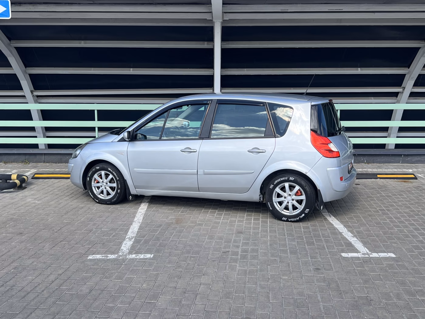 Renault Scenic фото 3