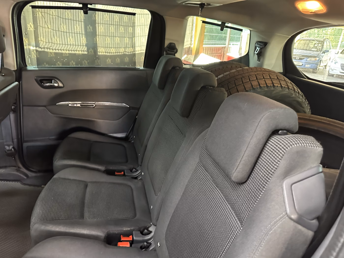 Peugeot 5008 фото 27