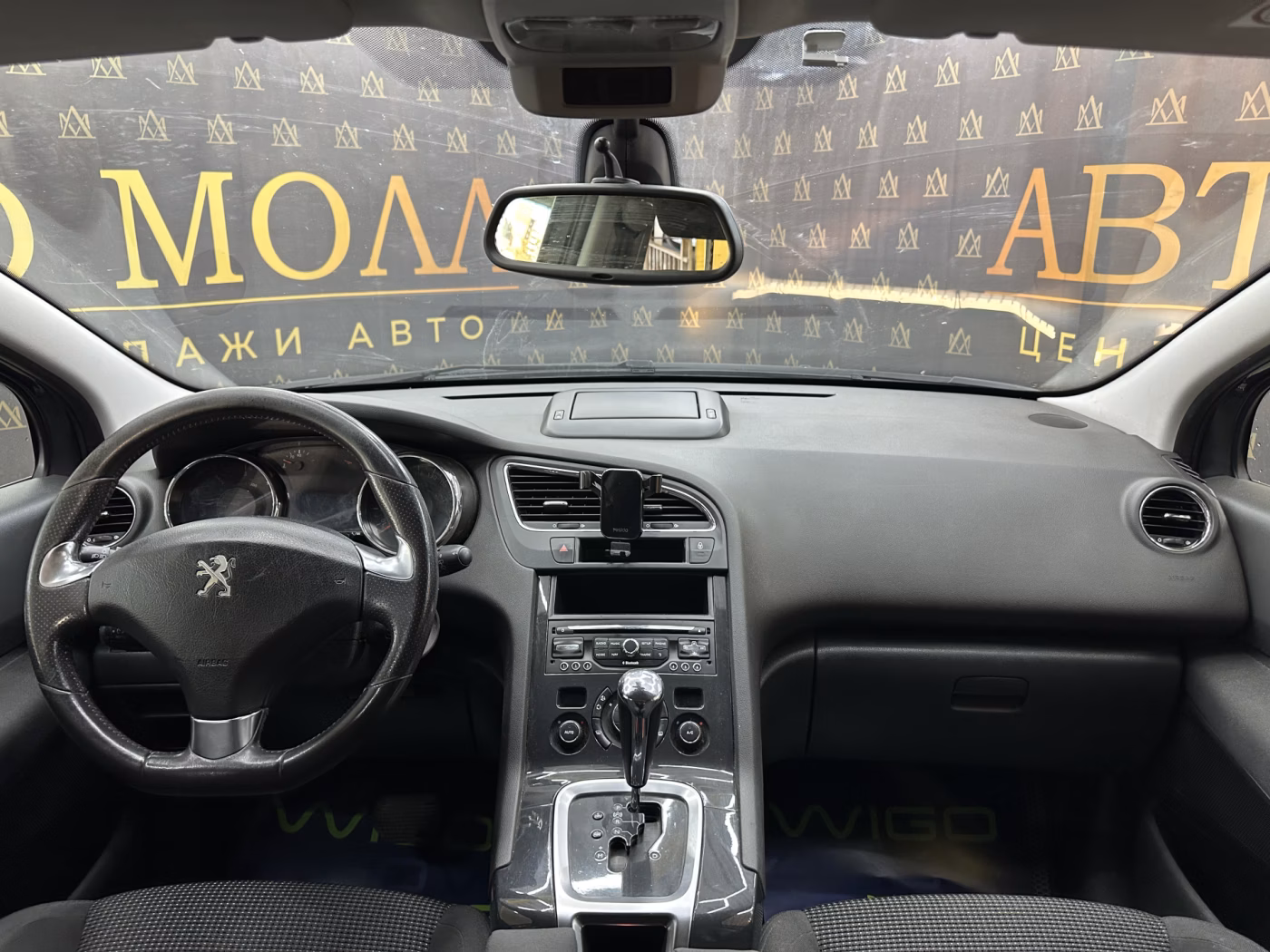 Peugeot 5008 фото 10