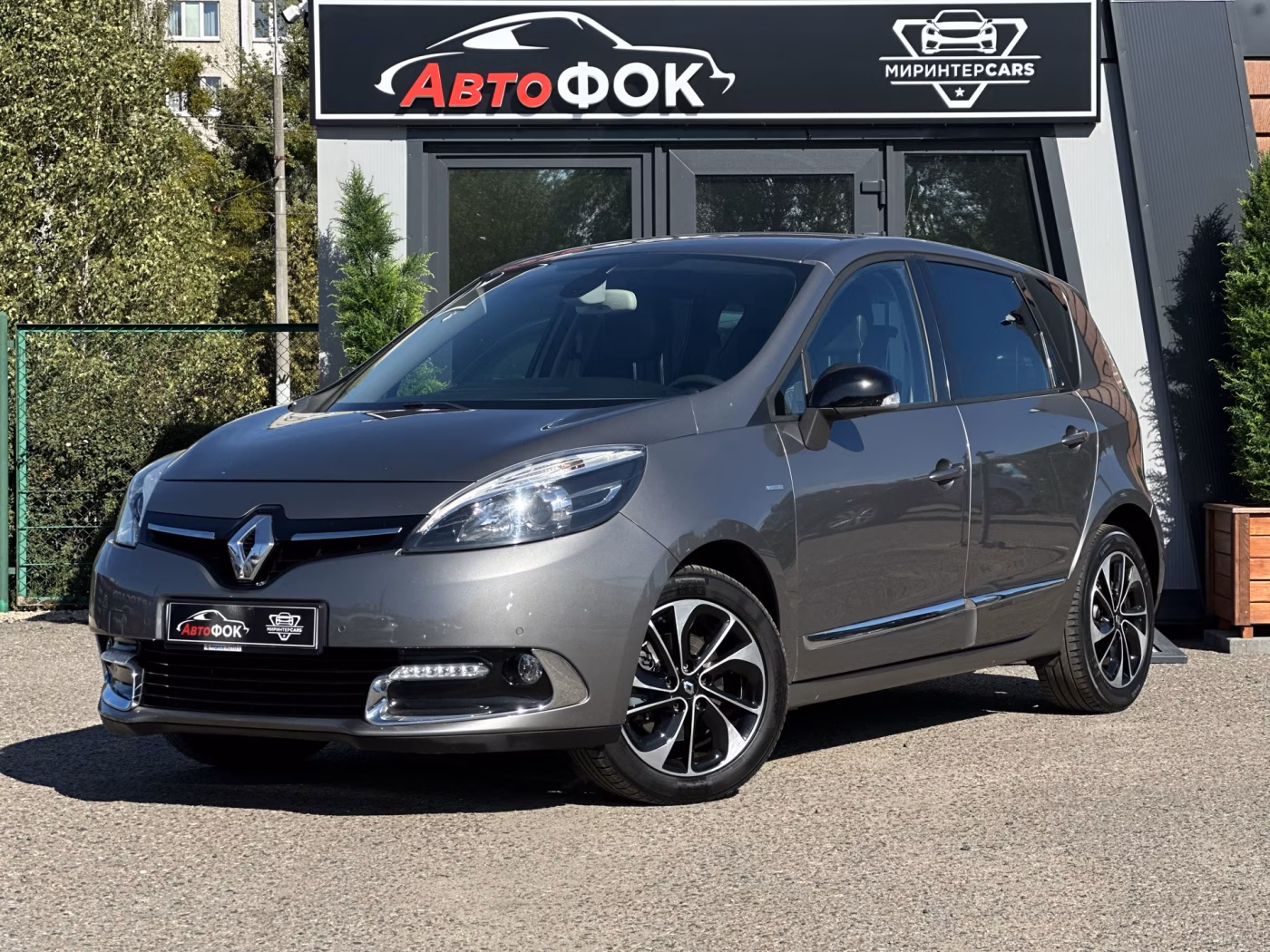 Renault Scenic фото 6