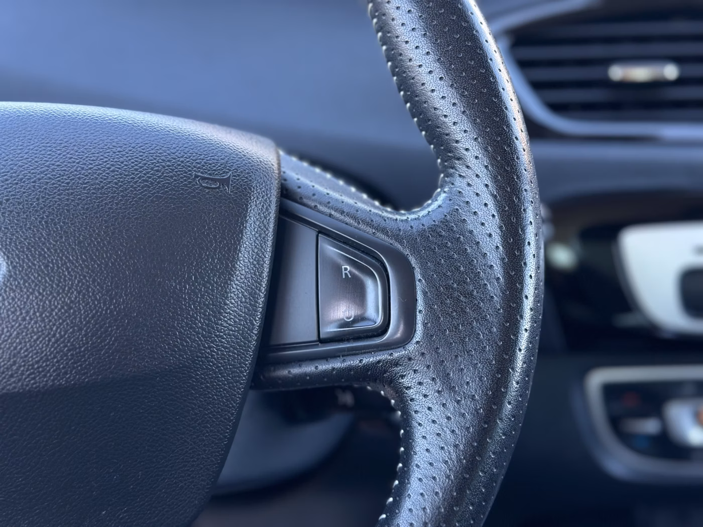 Renault Scenic фото 15