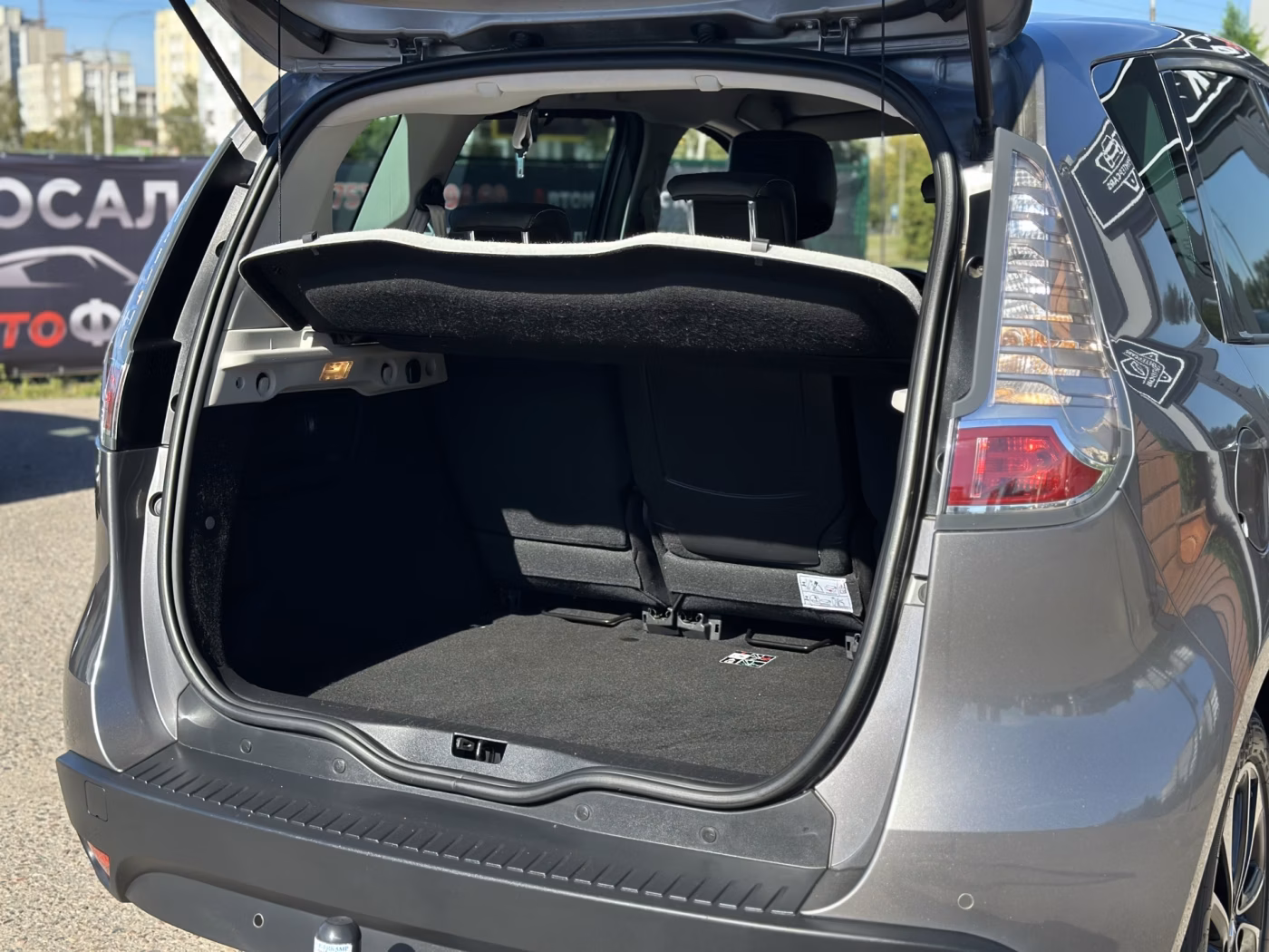 Renault Scenic фото 10