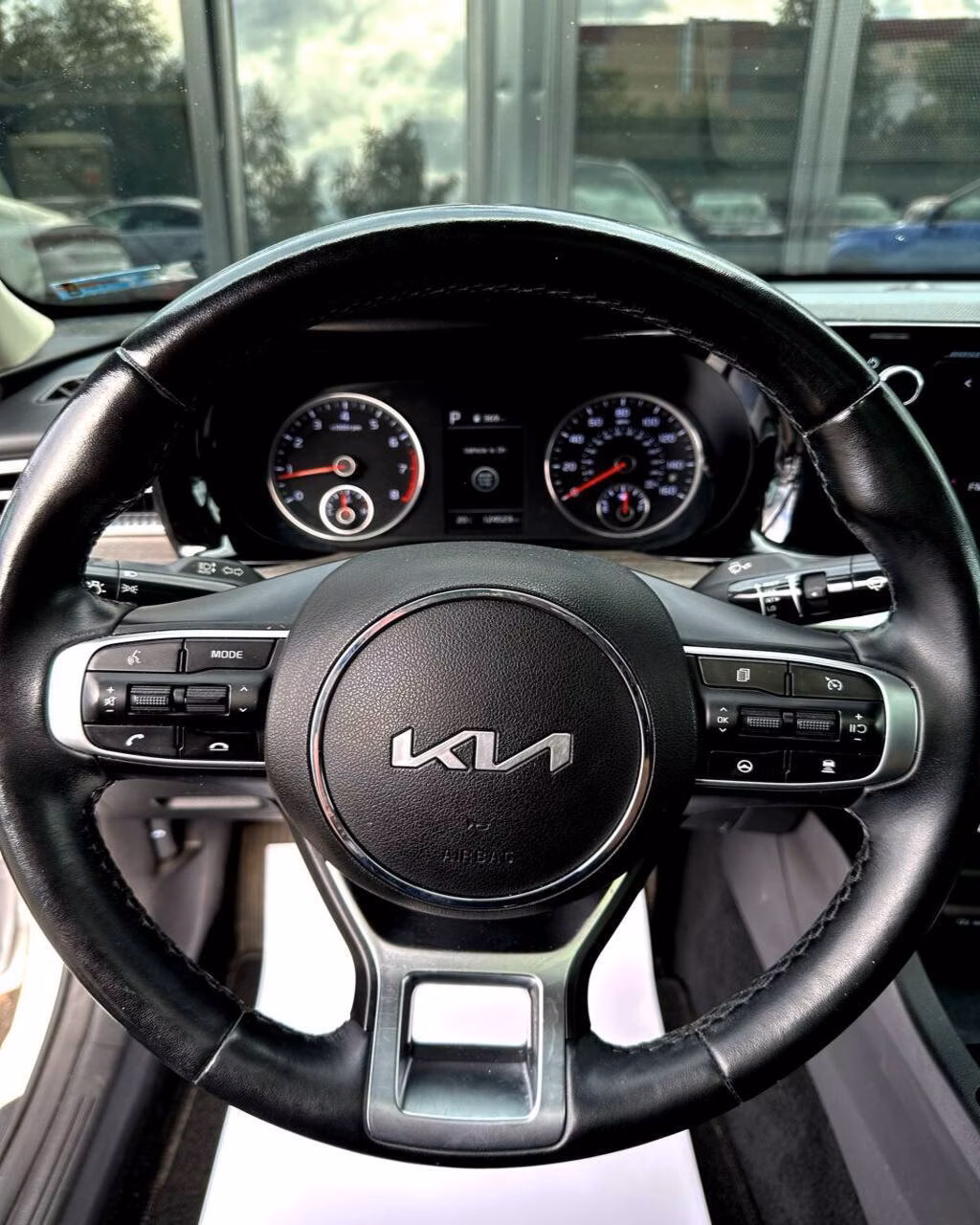Kia K5 фото 15
