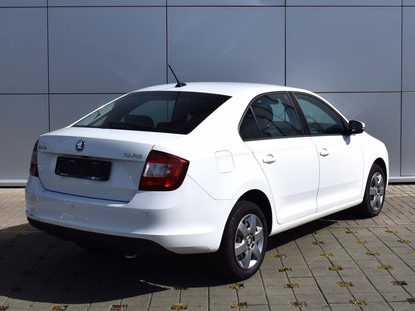 Skoda Rapid фото 4