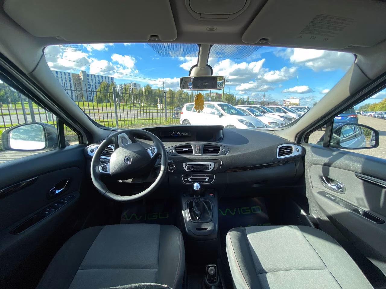 Renault Grand Scenic фото 11