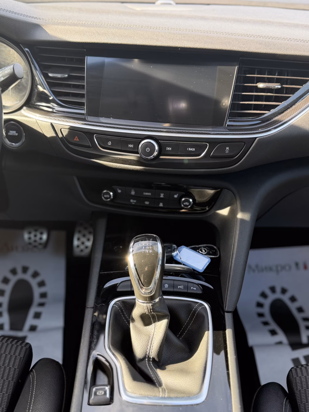 Opel Insignia фото 13