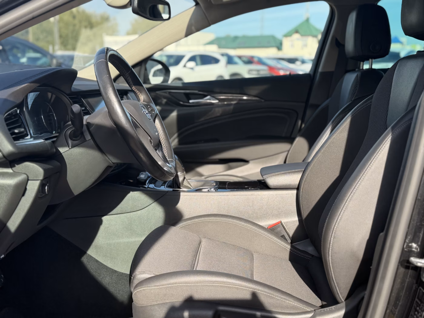 Opel Insignia фото 16