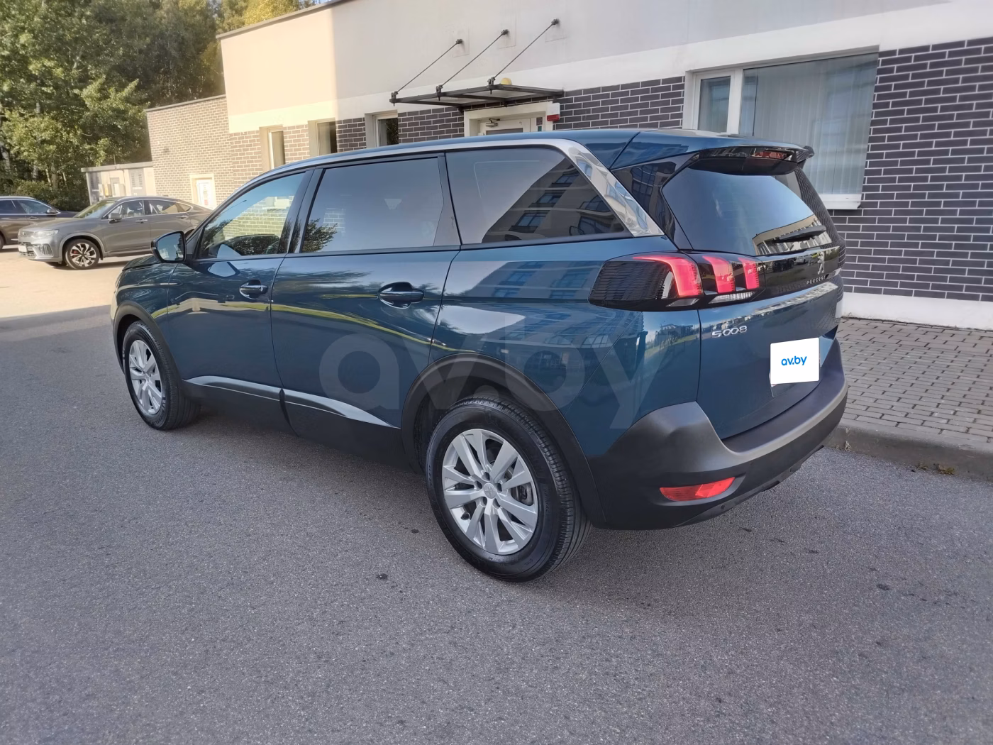 Peugeot 5008 фото 3