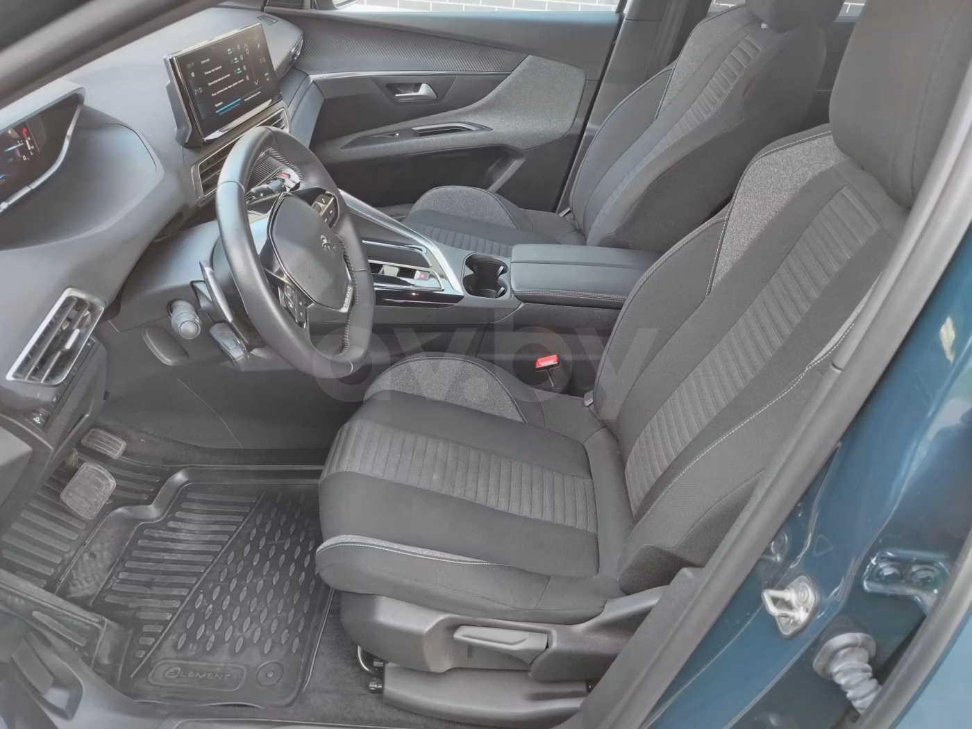 Peugeot 5008 фото 9