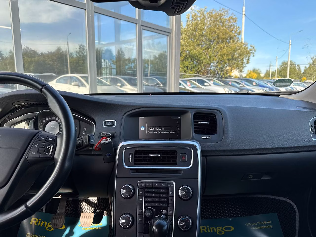 Volvo V60 фото 12