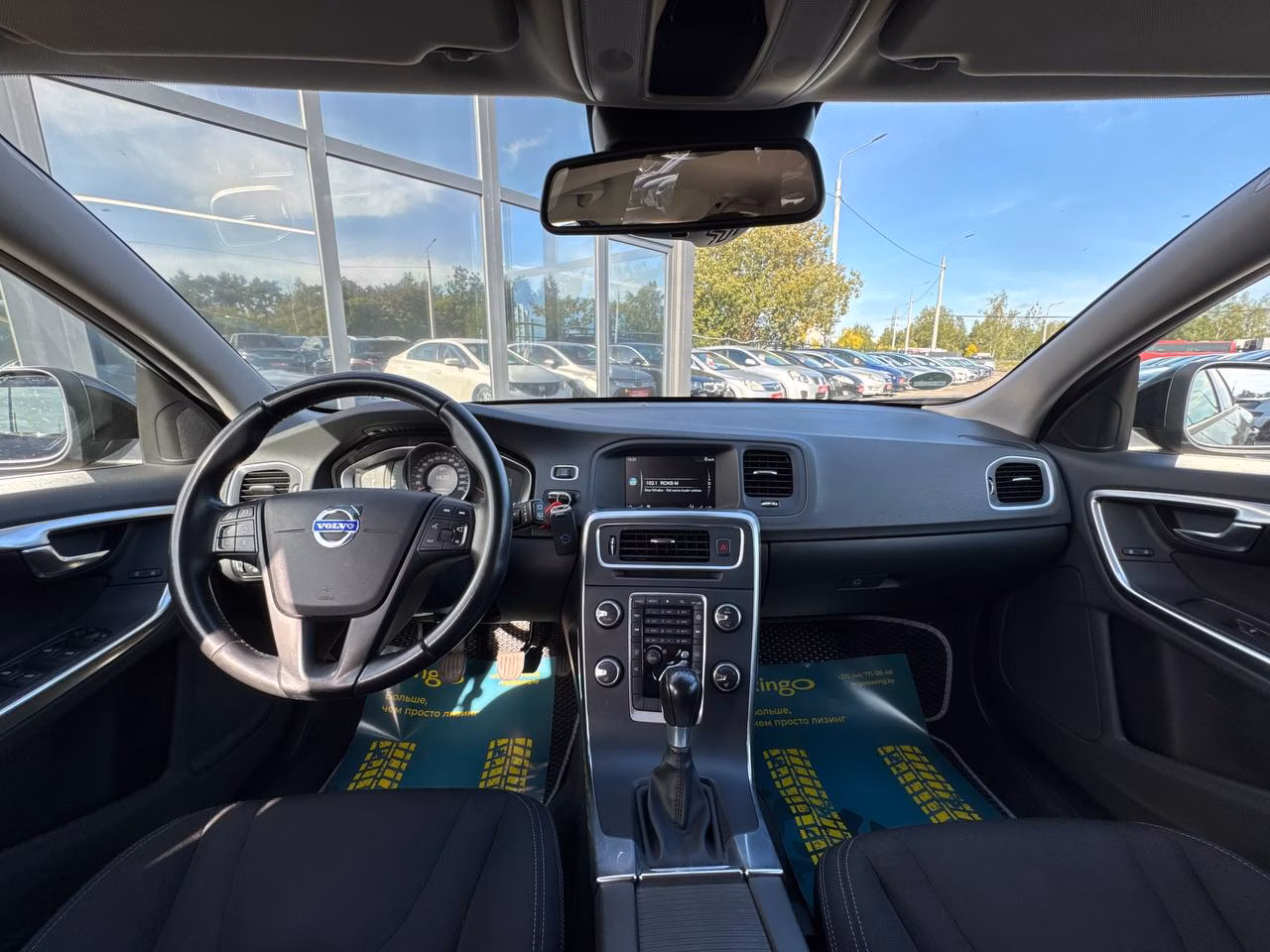 Volvo V60 фото 14