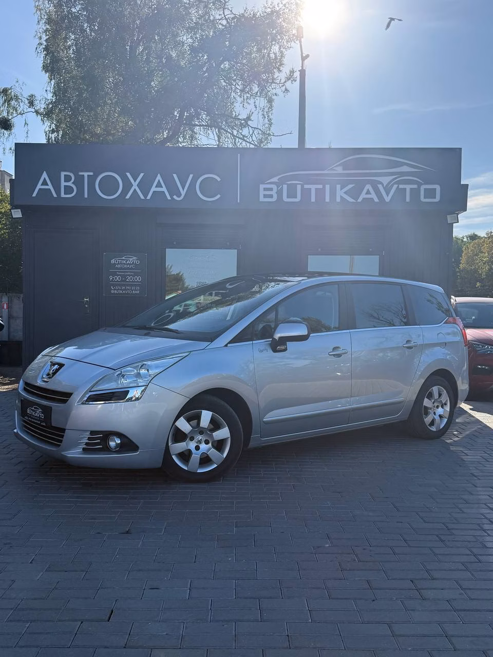 Peugeot 5008 фото 3