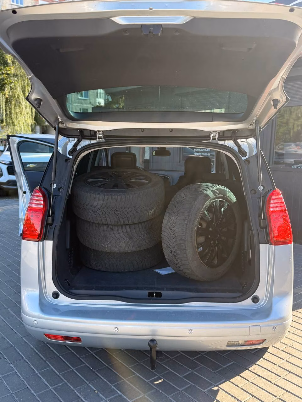 Peugeot 5008 фото 17