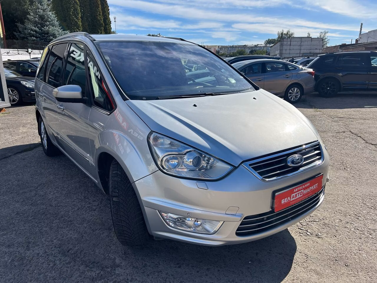 Ford Galaxy фото 3