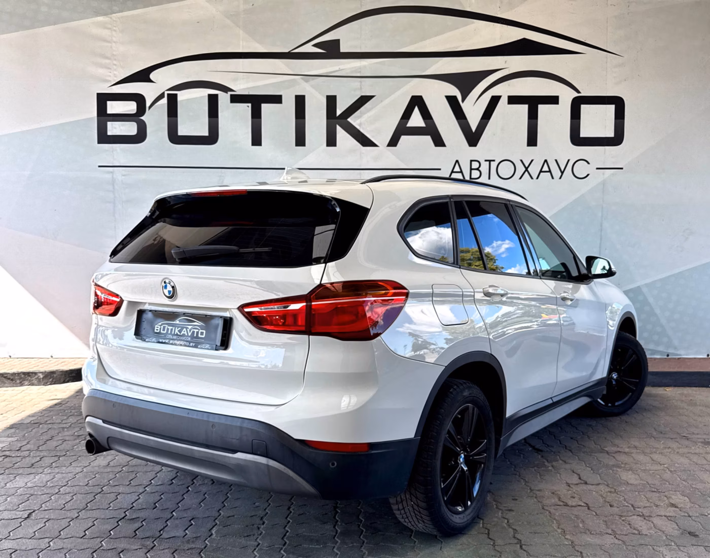 BMW X1 фото 7