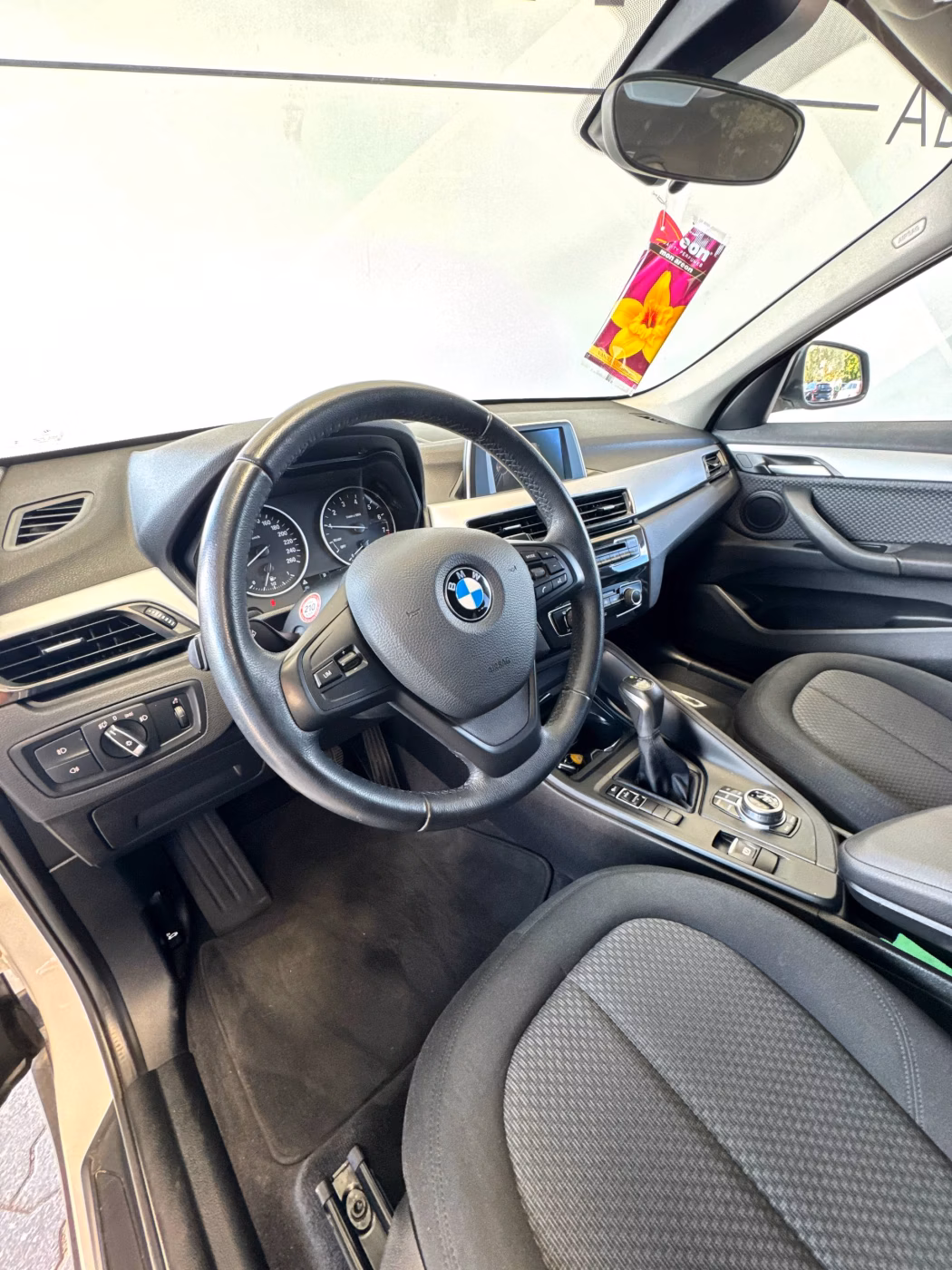 BMW X1 фото 10