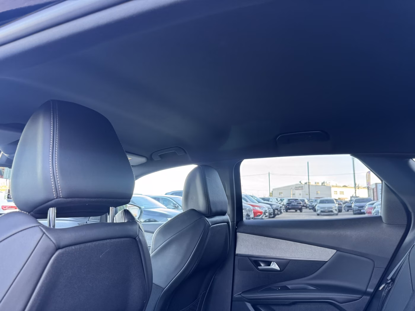 Peugeot 3008 фото 16