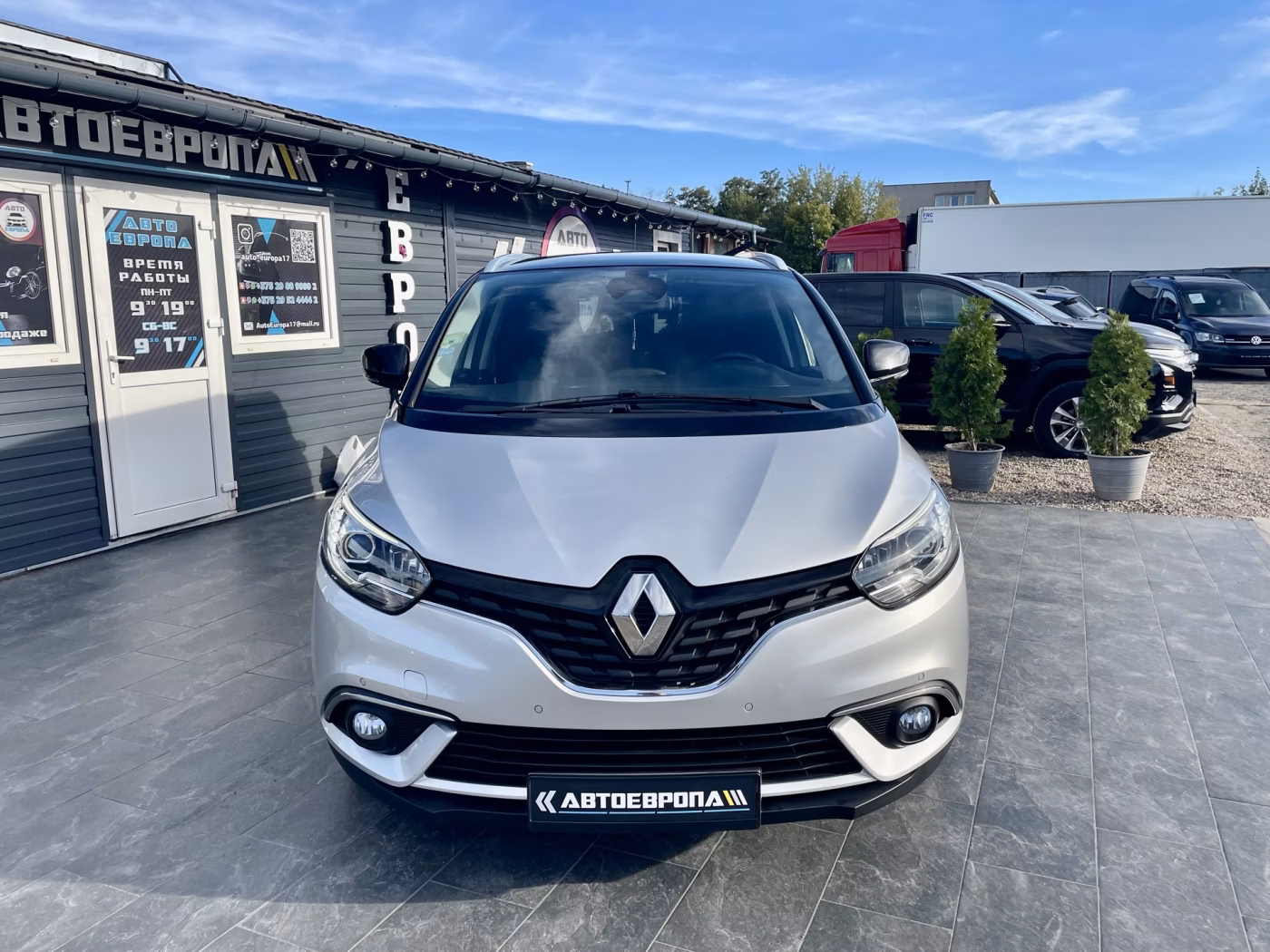 Renault Grand Scenic фото 3
