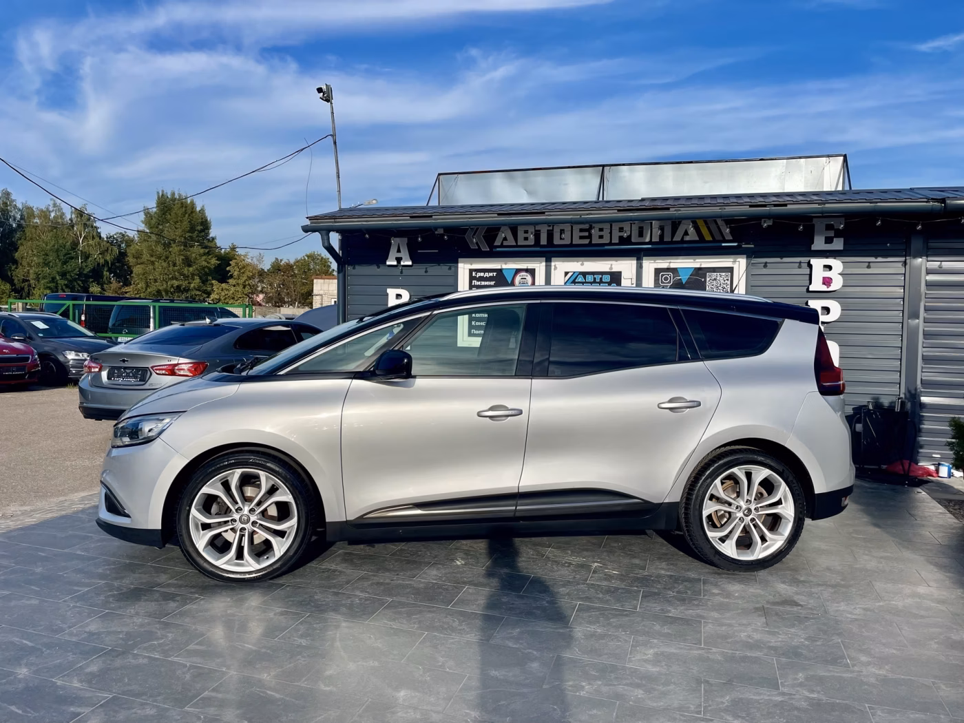 Renault Grand Scenic фото 8
