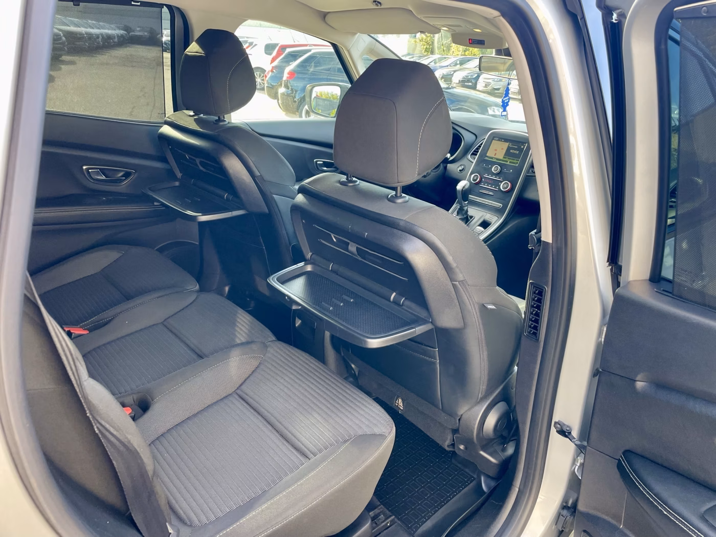 Renault Grand Scenic фото 24