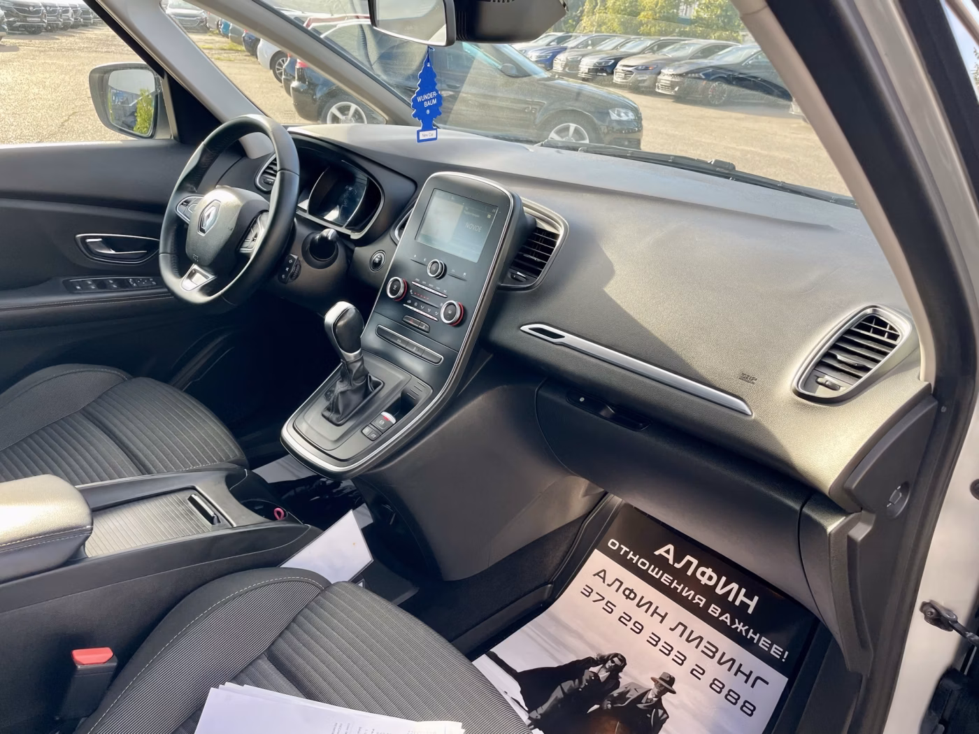 Renault Grand Scenic фото 23