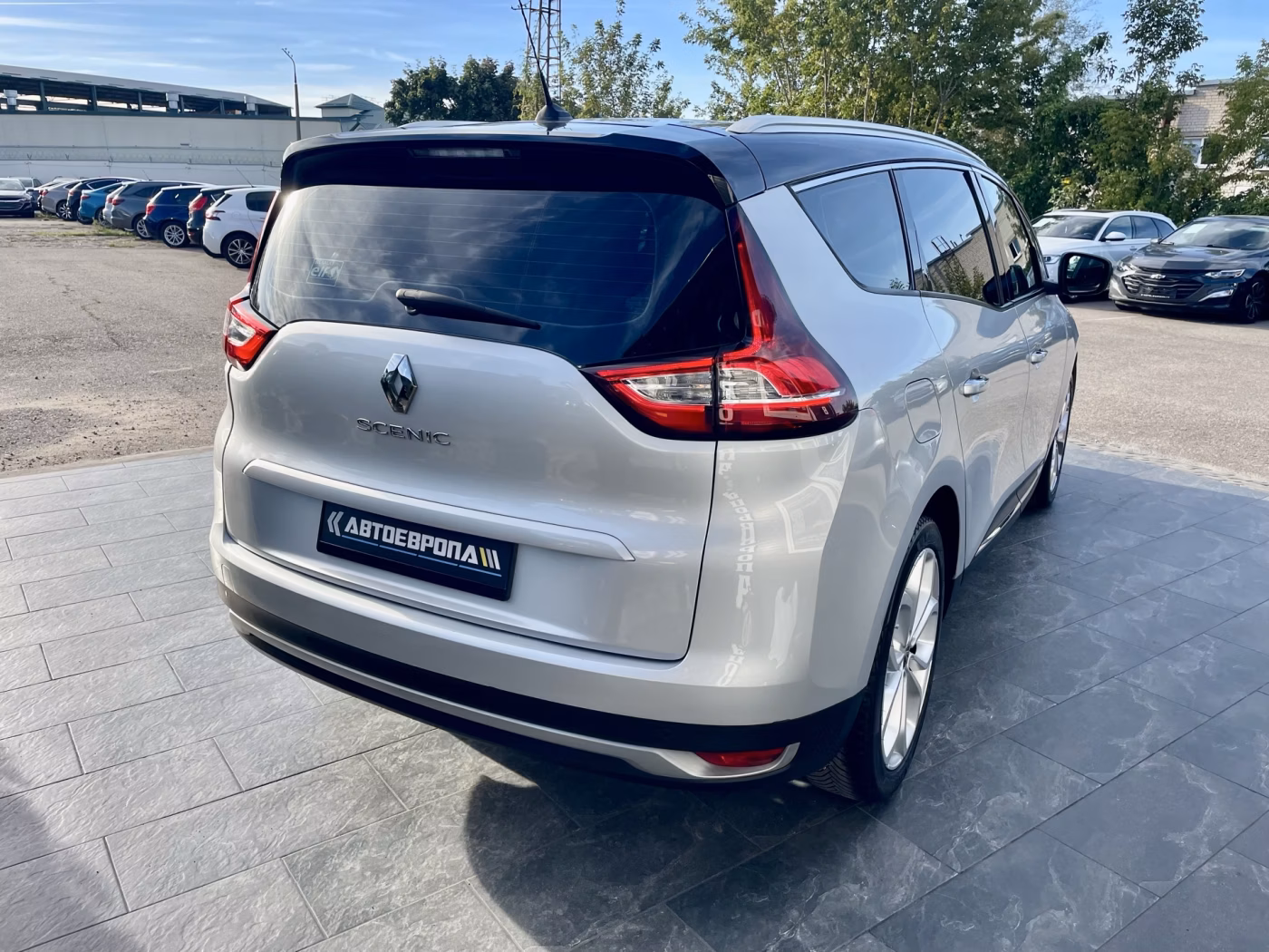Renault Grand Scenic фото 7