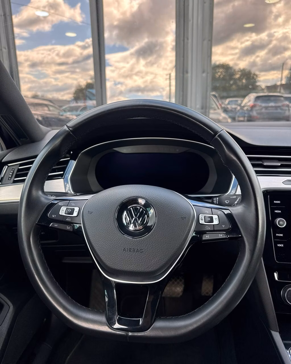 Volkswagen Passat фото 14
