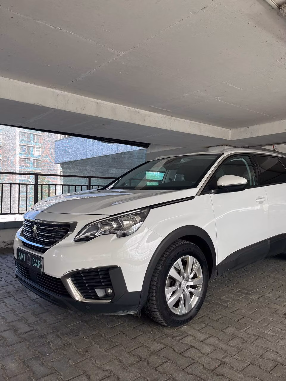 Peugeot 5008 фото 2