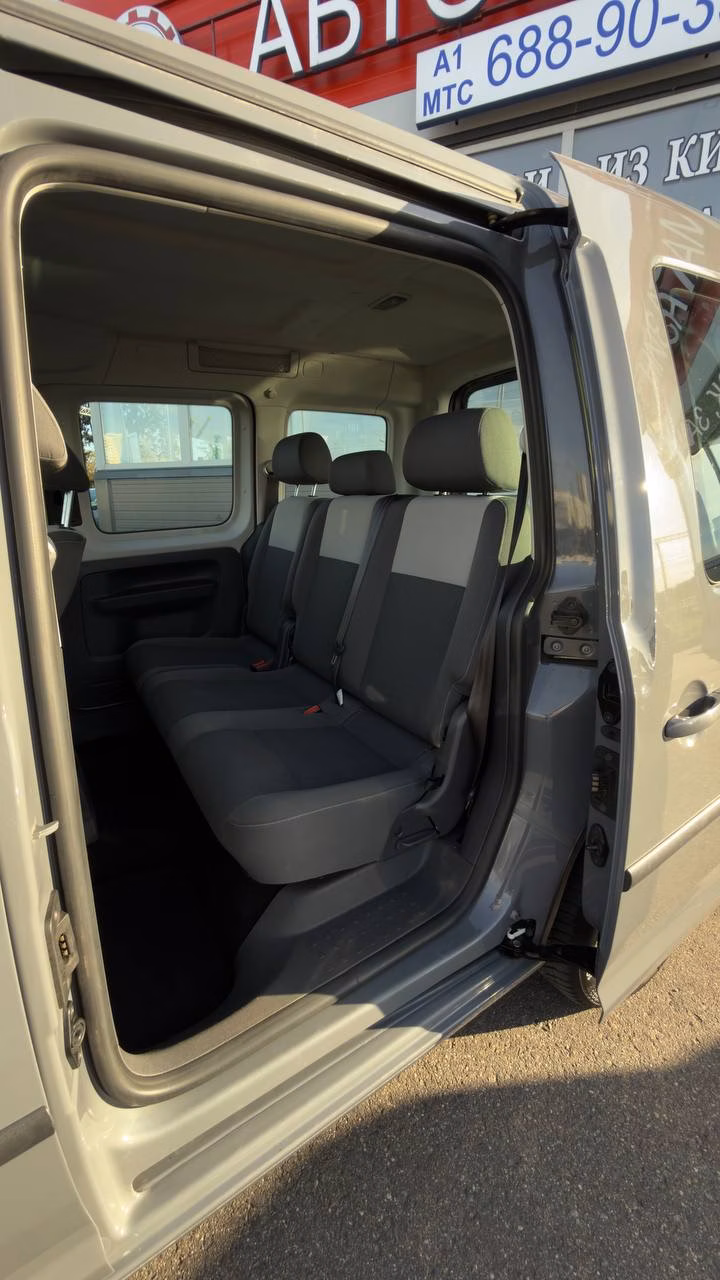 Volkswagen Caddy фото 10