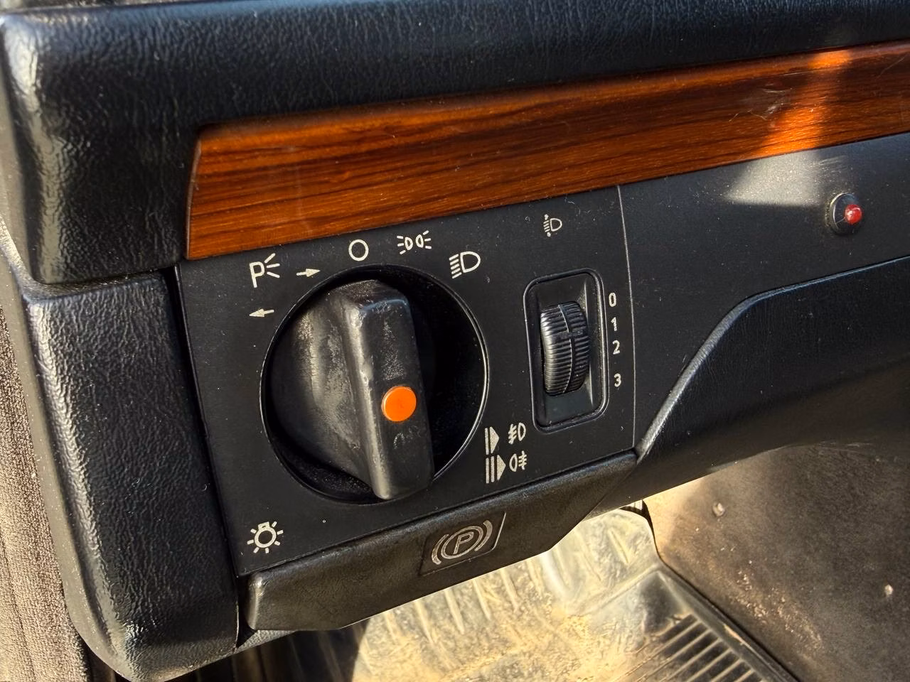 Mercedes-Benz E-Класс фото 8