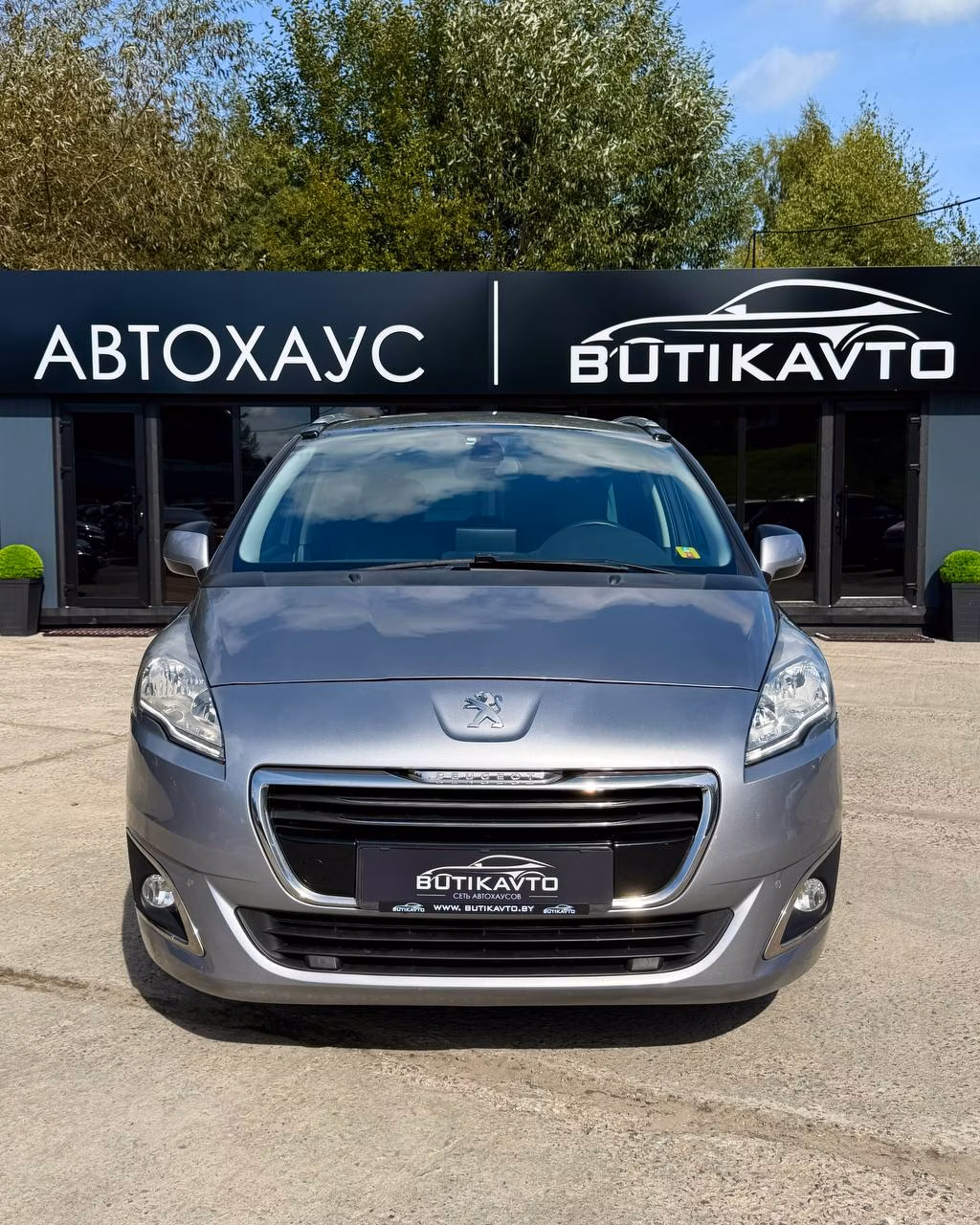 Peugeot 5008 фото 2