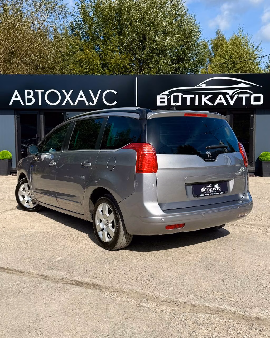 Peugeot 5008 фото 4