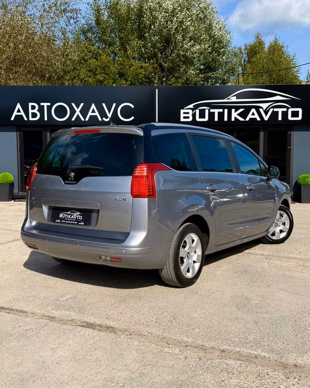 Peugeot 5008 фото 6