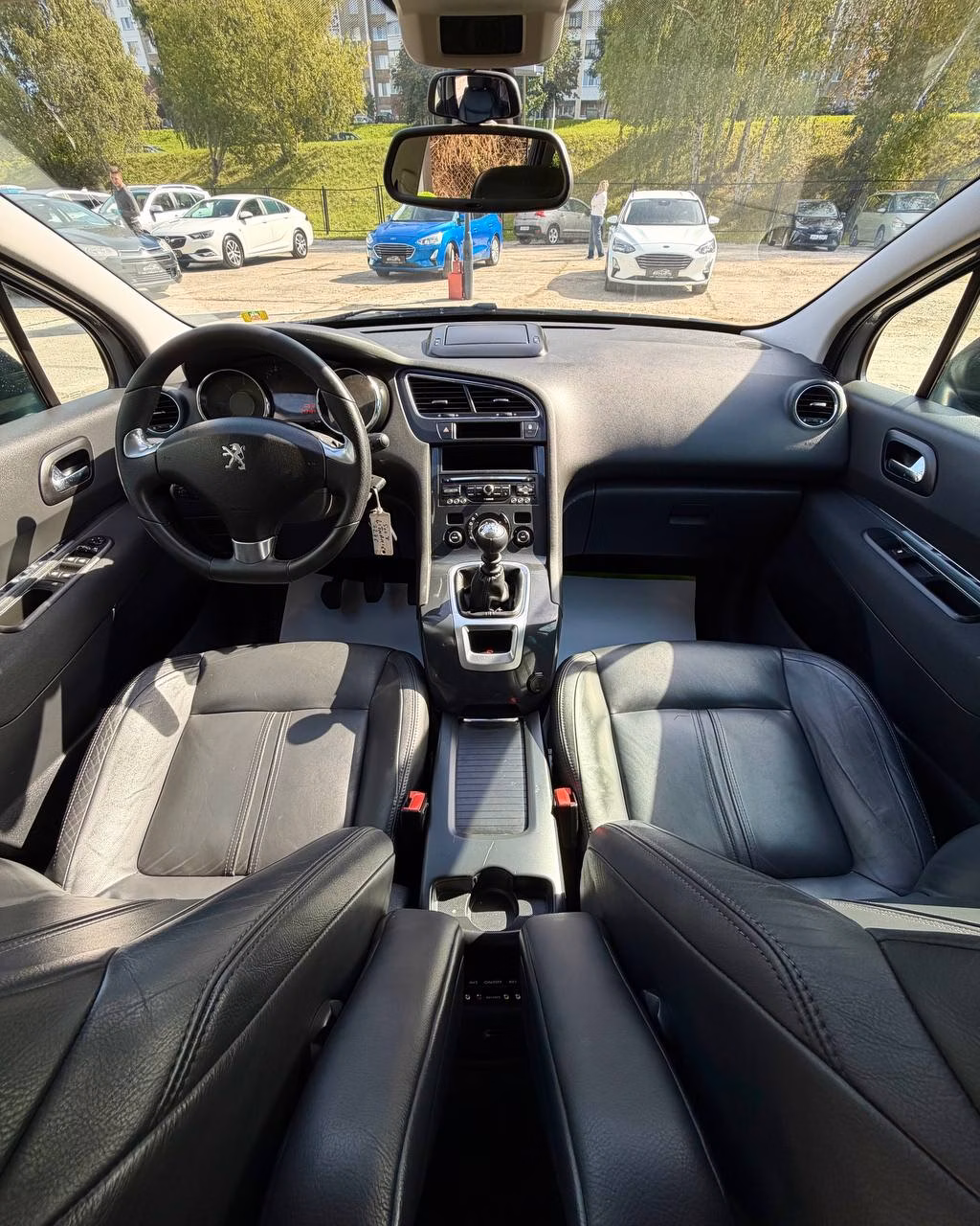Peugeot 5008 фото 7