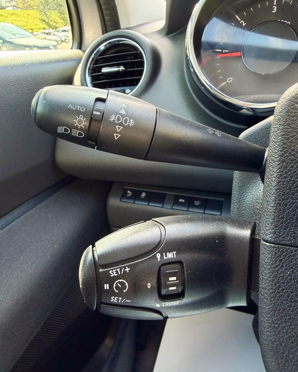 Peugeot 5008 фото 15