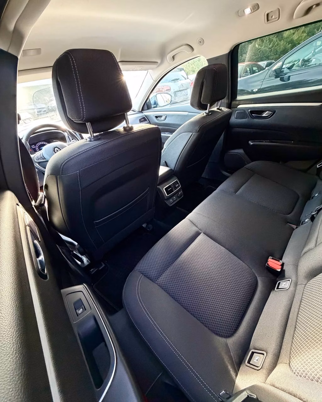 Renault Talisman фото 13