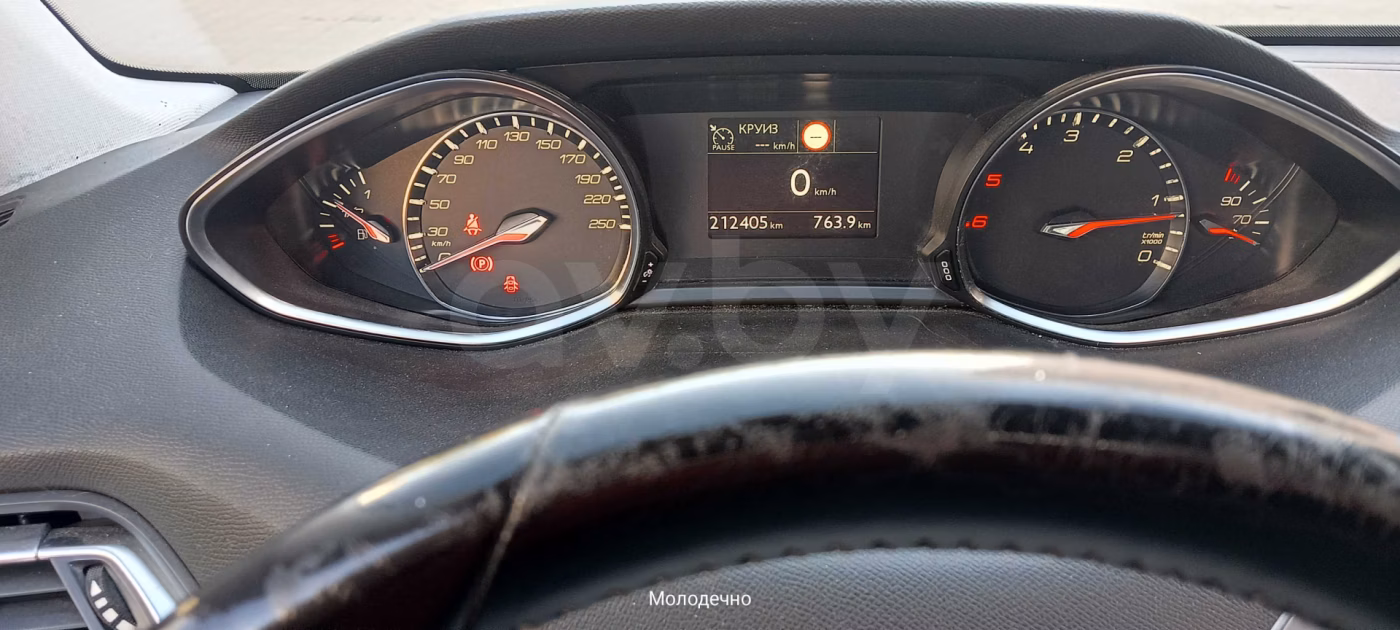 Peugeot 308 фото 3