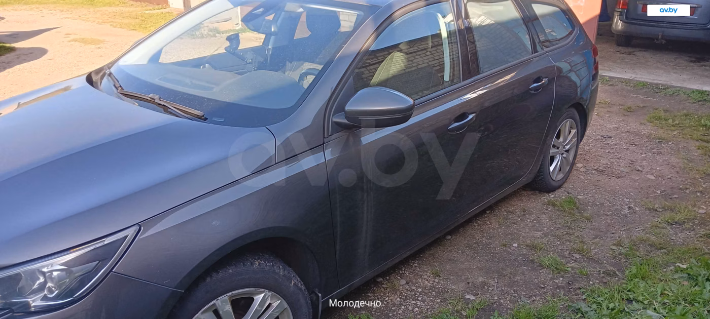 Peugeot 308 фото 6