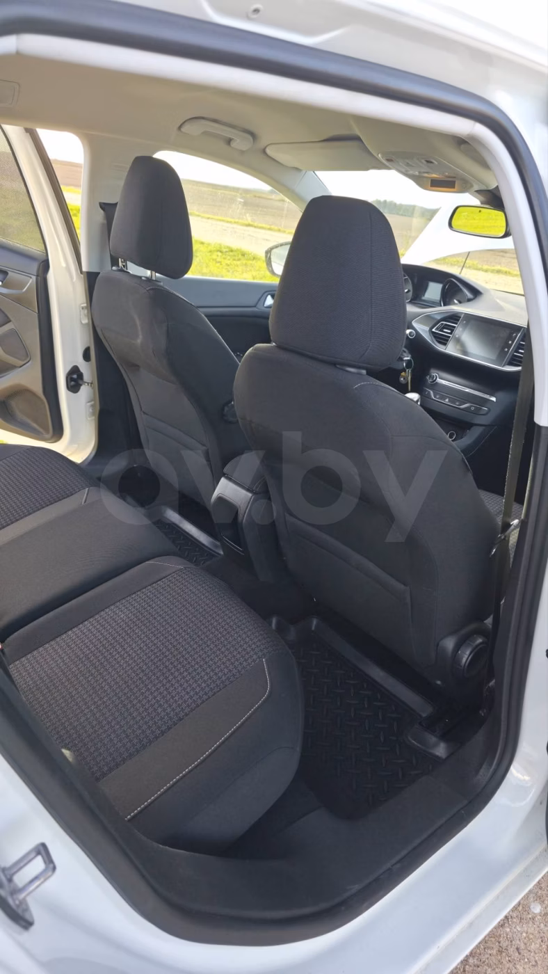 Peugeot 308 фото 8