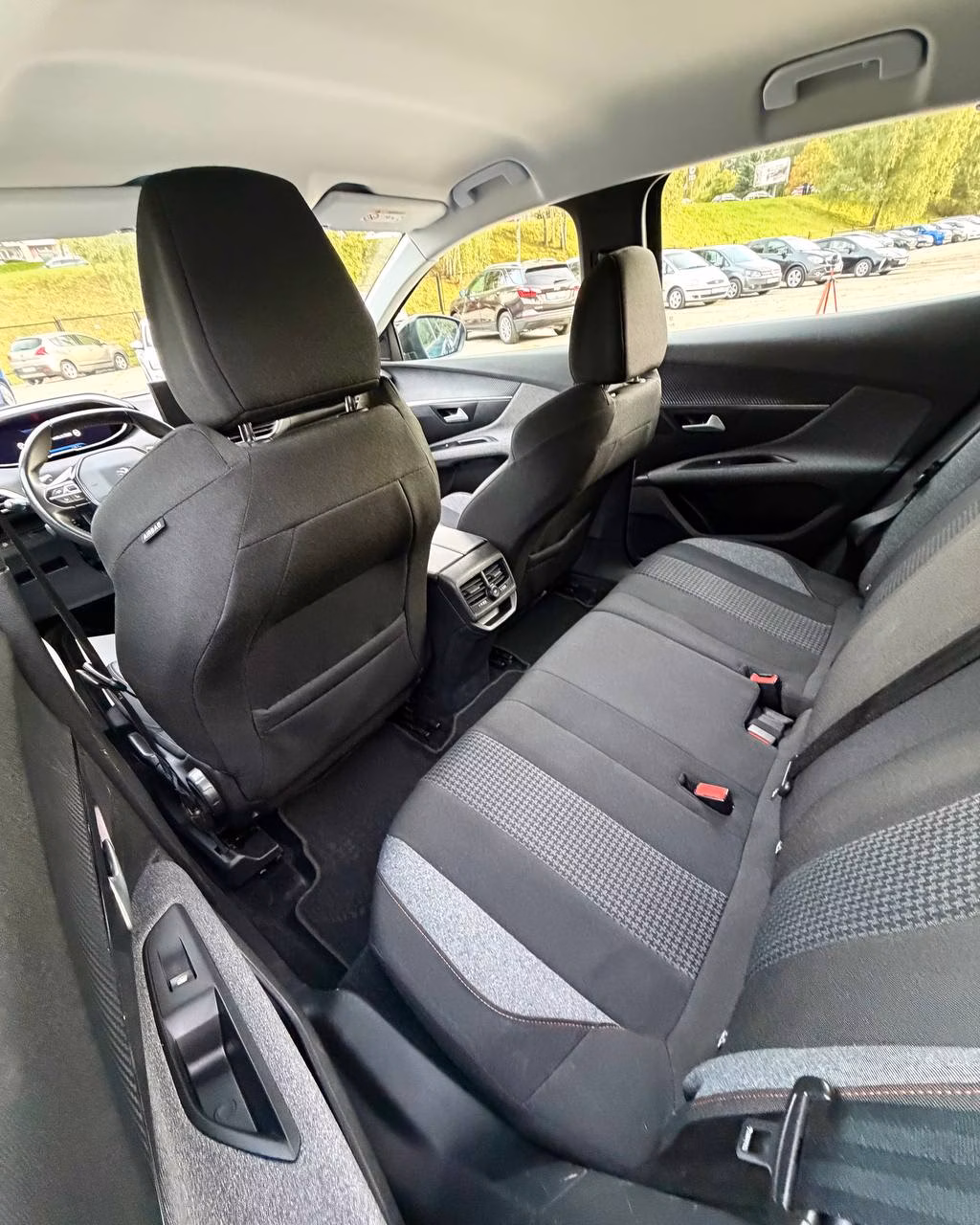Peugeot 3008 фото 14