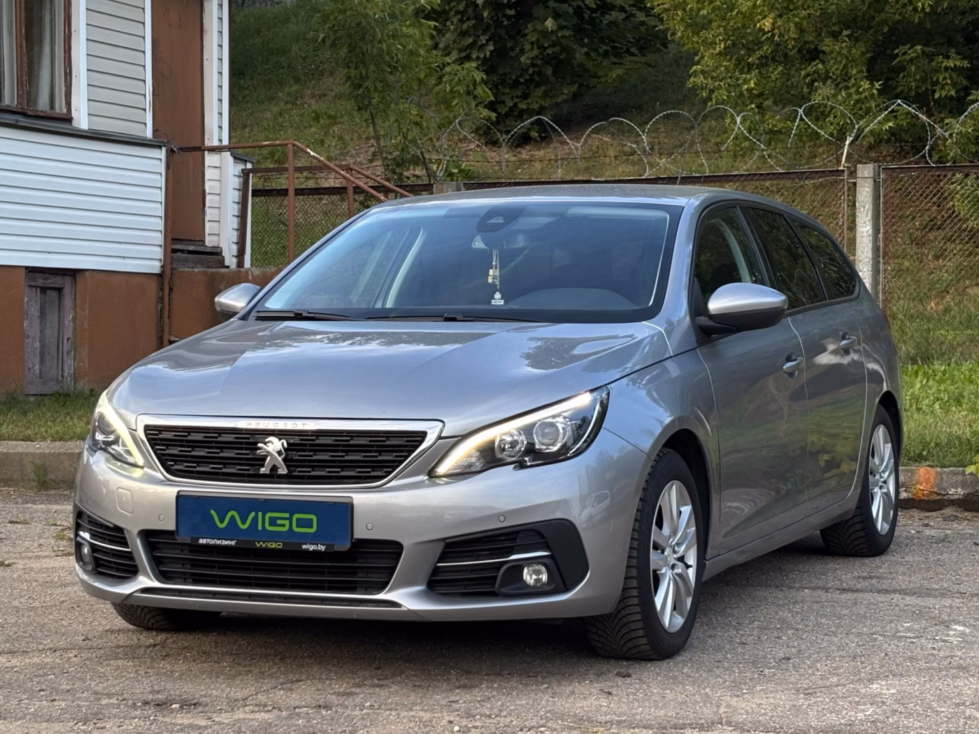 Peugeot 308 фото 4