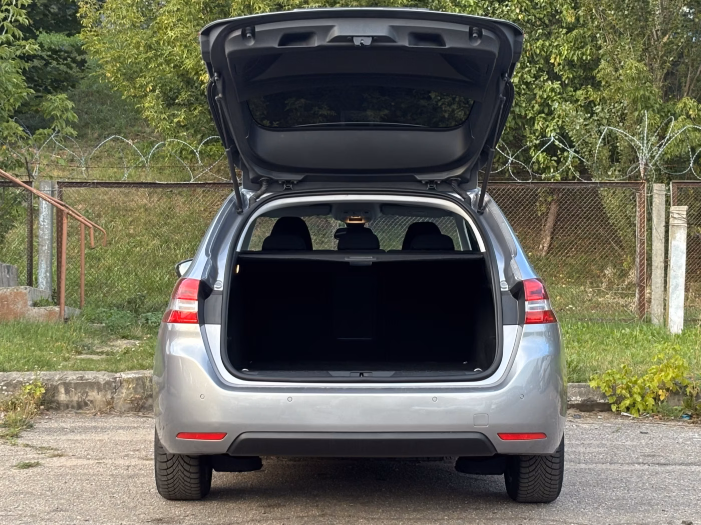 Peugeot 308 фото 8