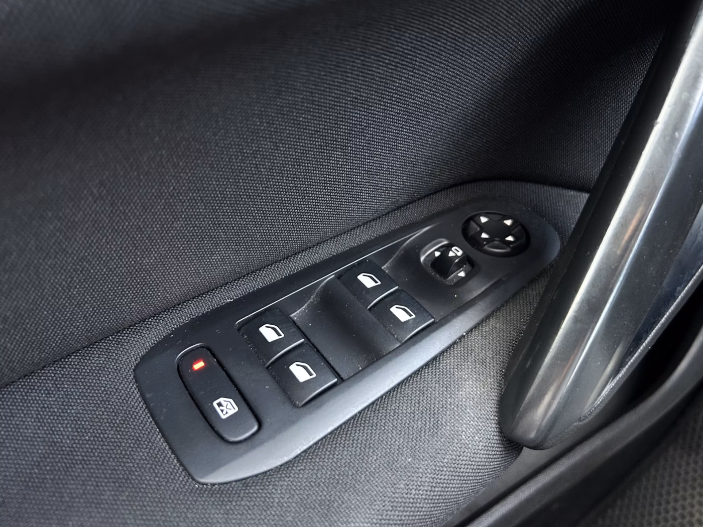 Peugeot 308 фото 22
